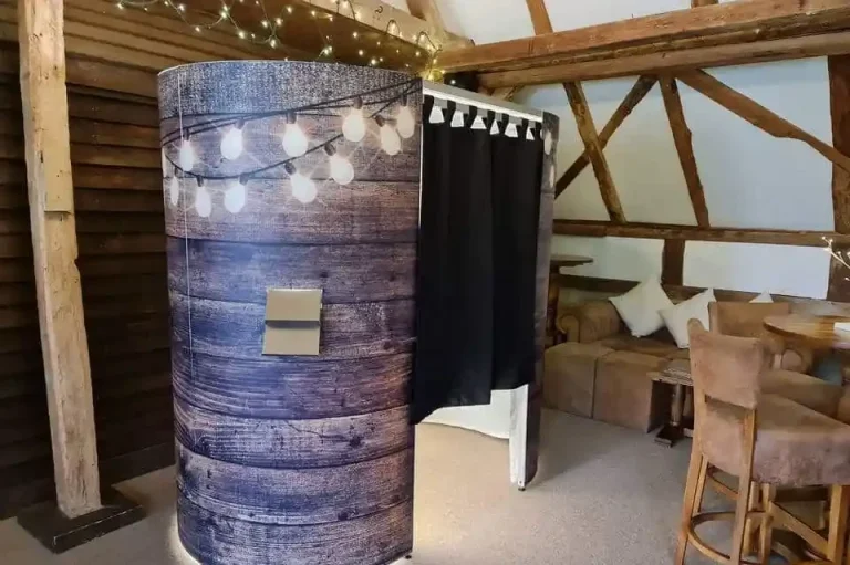Rustic Photo Booth Hire Greater London | Rustic Wood Photo Booth Hire